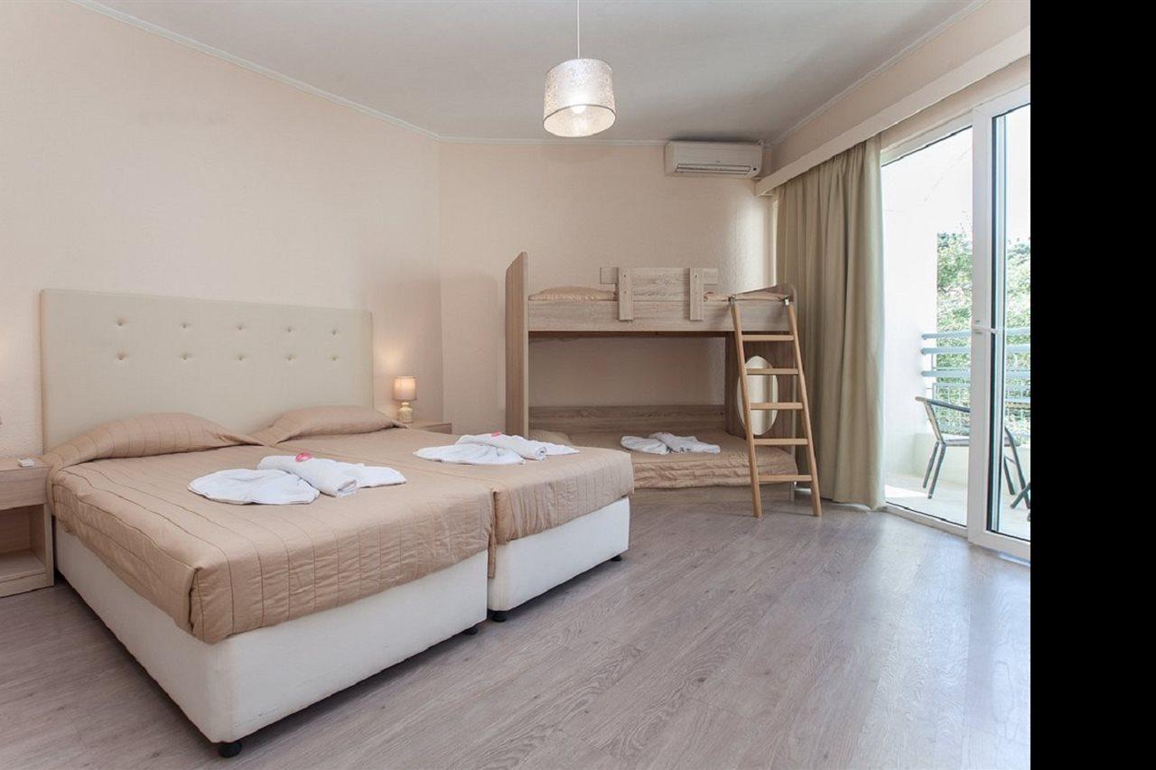 Alexandros Hotel Perama  Ngoại thất bức ảnh