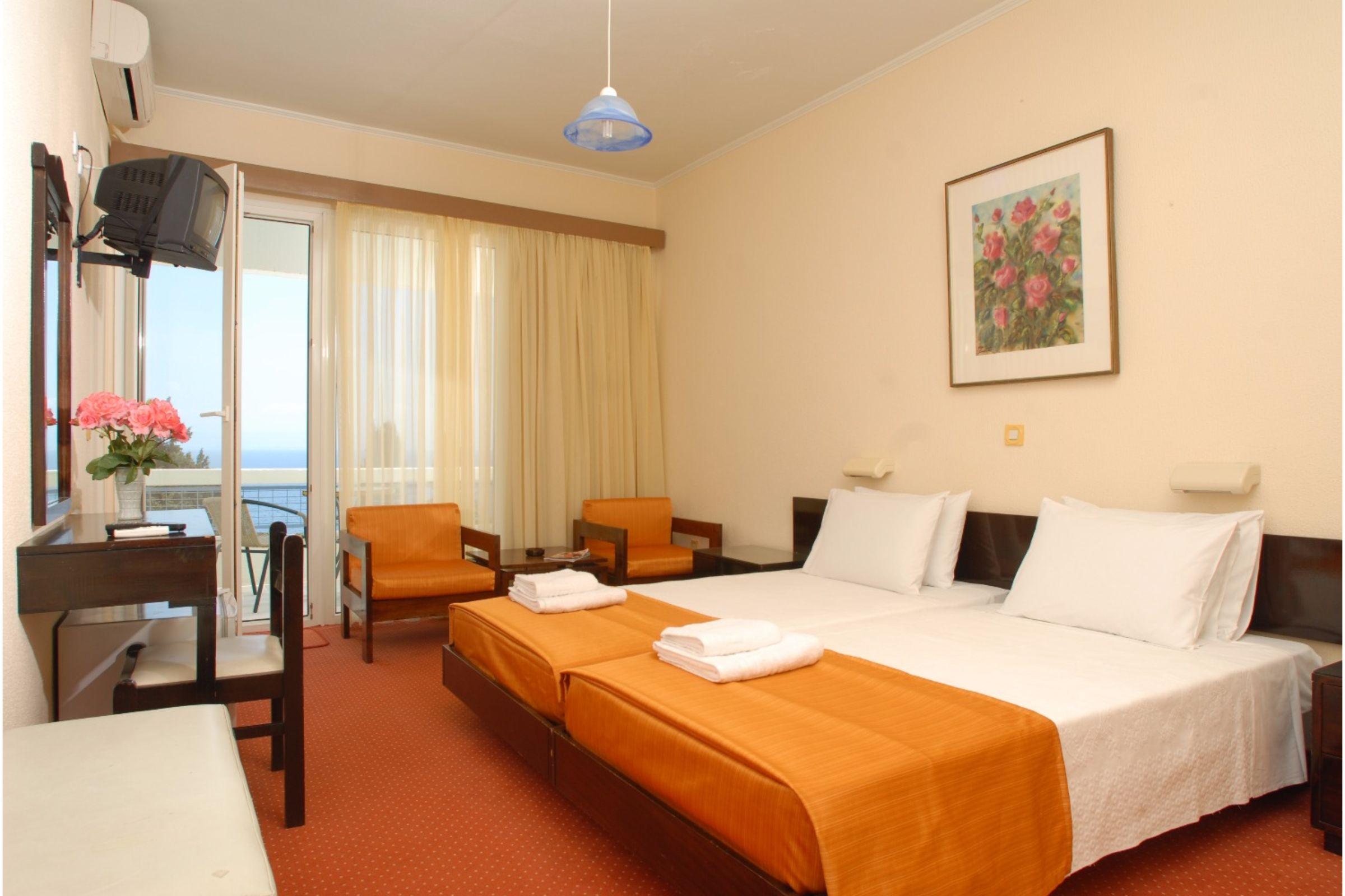 Alexandros Hotel Perama  Ngoại thất bức ảnh