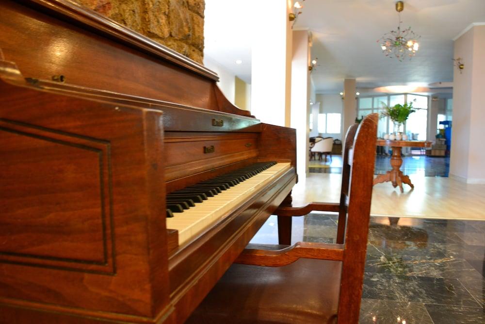 Alexandros Hotel Perama  Ngoại thất bức ảnh