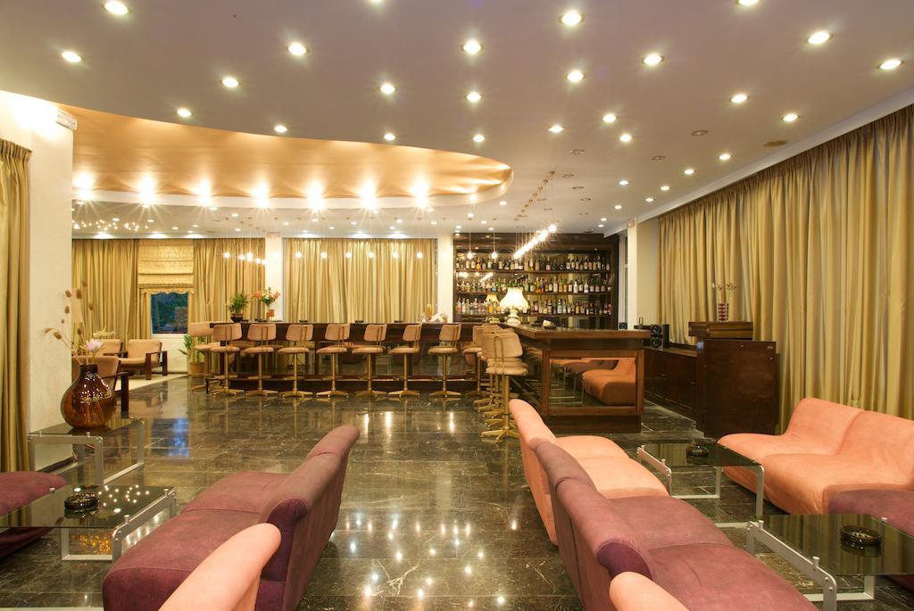 Alexandros Hotel Perama  Ngoại thất bức ảnh