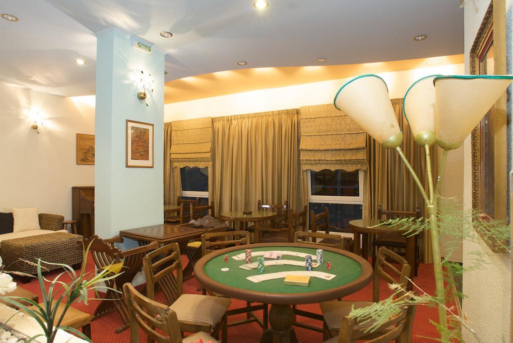 Alexandros Hotel Perama  Ngoại thất bức ảnh
