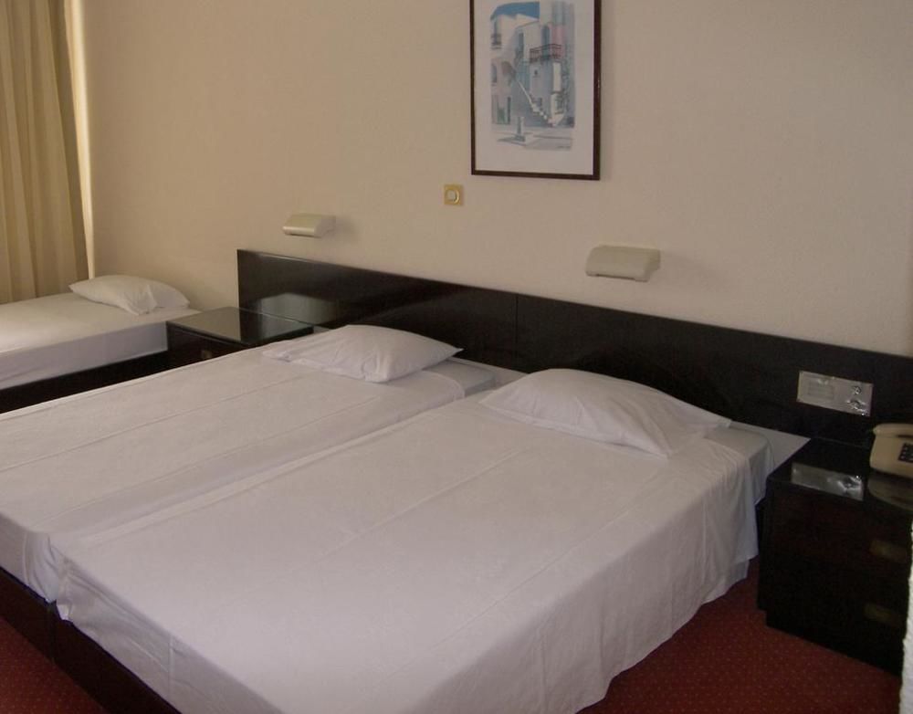 Alexandros Hotel Perama  Ngoại thất bức ảnh